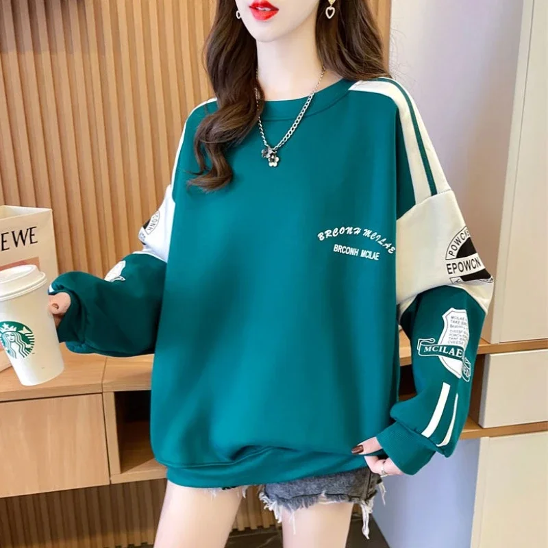 Felpa stampata a contrasto di colore per donna Abbigliamento coreano Abiti giovanili abbinati Emo anni 2000 Top pullover donna estetica