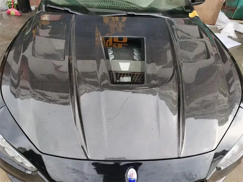

Suitable for Ghibli M-style carbon fiber engine hood