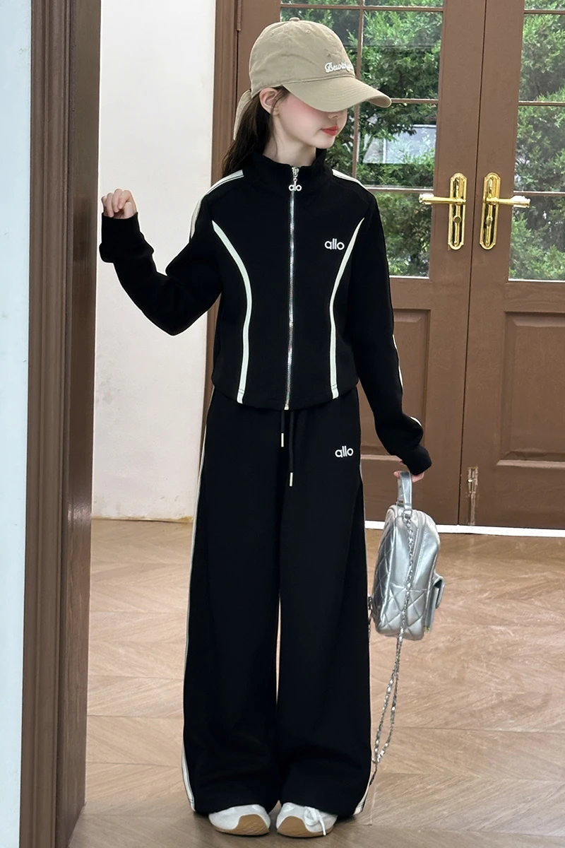 

2025 Spring and Autumn Girls' Children's Clothing High Quality High Quality Striped Sweater Casual Pants