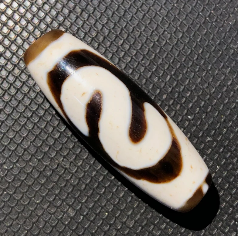 Energy Tibetan Old Agate Money hook Totem dZi Bead Amulet 12*37mmC2046