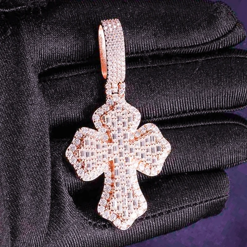 Pass Diamond Tester Hip Hop D Color Baguette Moissanite Men's Cluster Cross Pendant With 925 Sterling Silver GRA