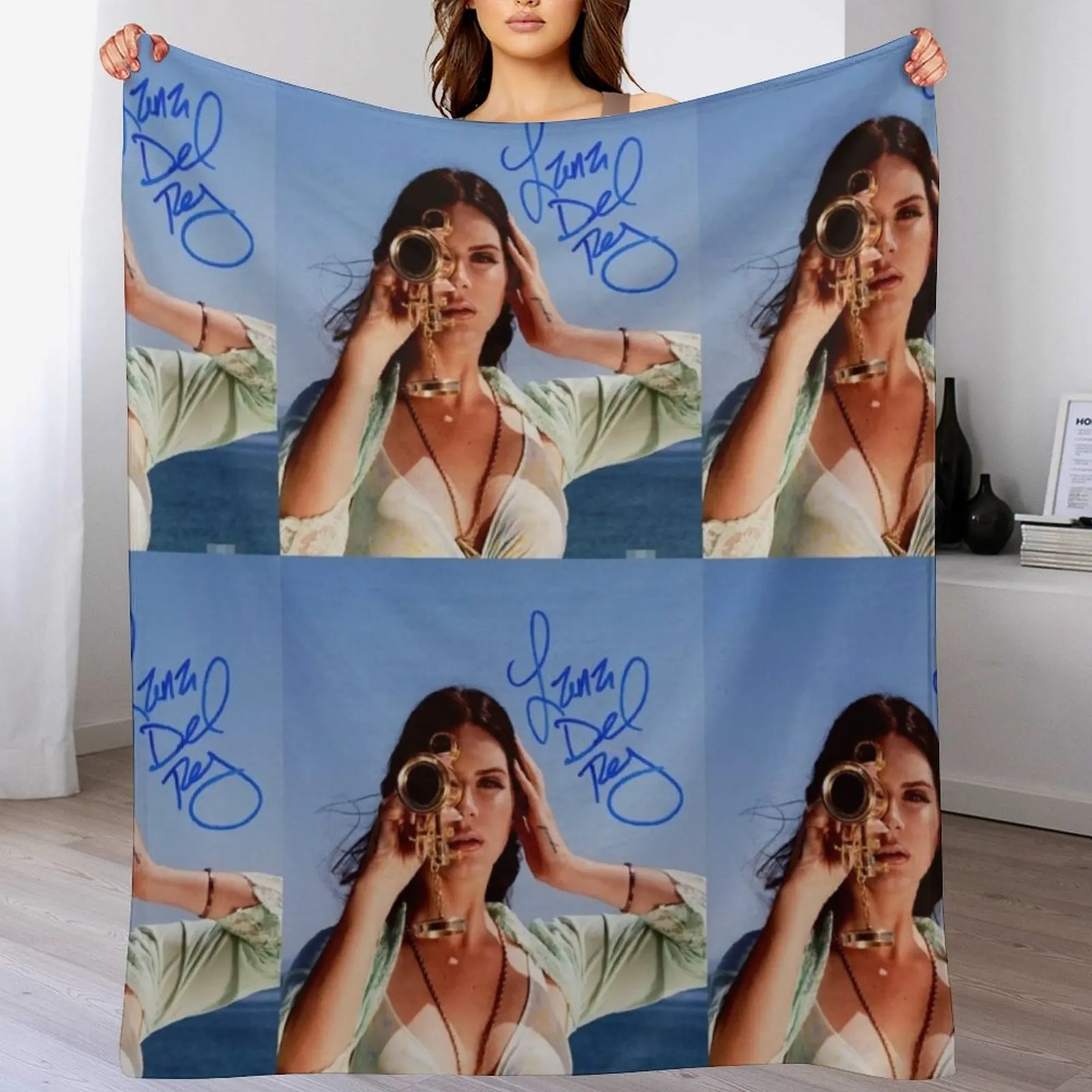 lana del ray autograph Throw Blanket Summer Beddings funny gift Retros Bed Fashionable Blankets