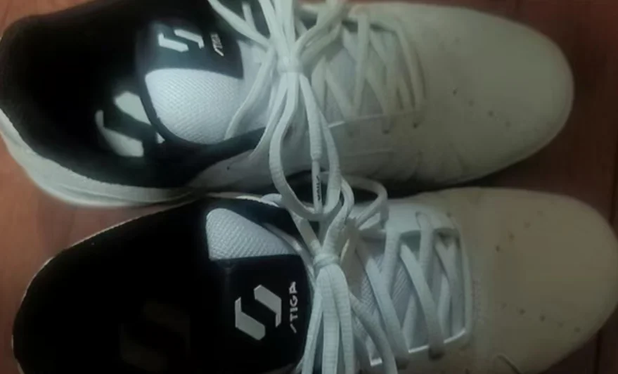 

Children's badminton sneakers table tennis shoes boys girls volleyball students sports shoes men's women's mesh tennis shoes