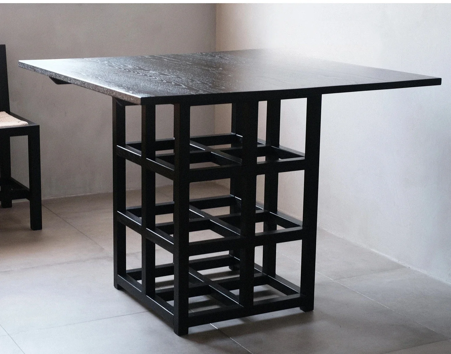 

Artistic Style Log Designed by a Maestro American Simple Modern Stitching Solid Wood Antique Style Dining Table