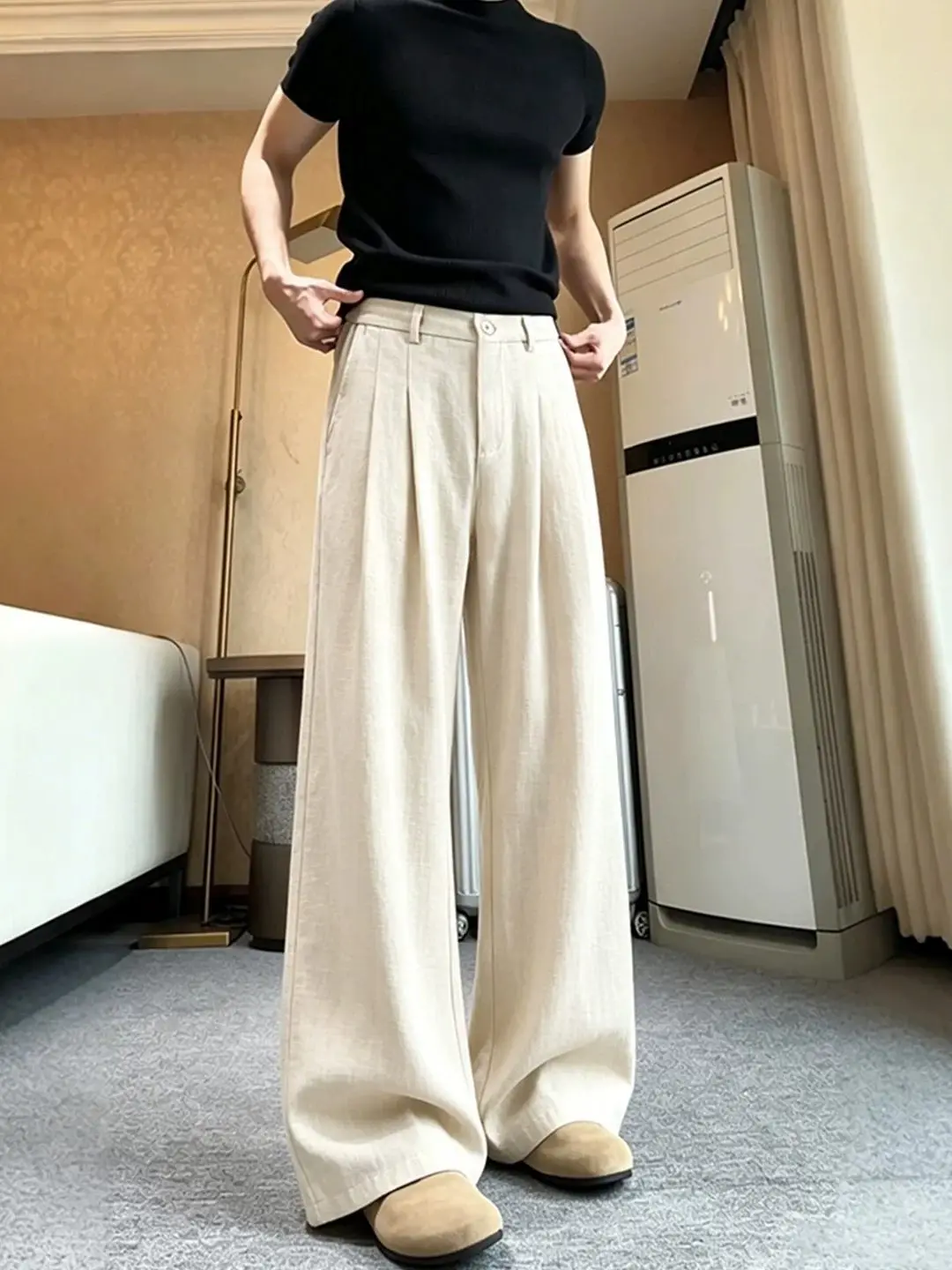 Black Pleated Linen-Like Wide Leg Men's Suits Thin Drapey Straight Cut Pants Lengthening Legs Effect Casual Summer Fashion