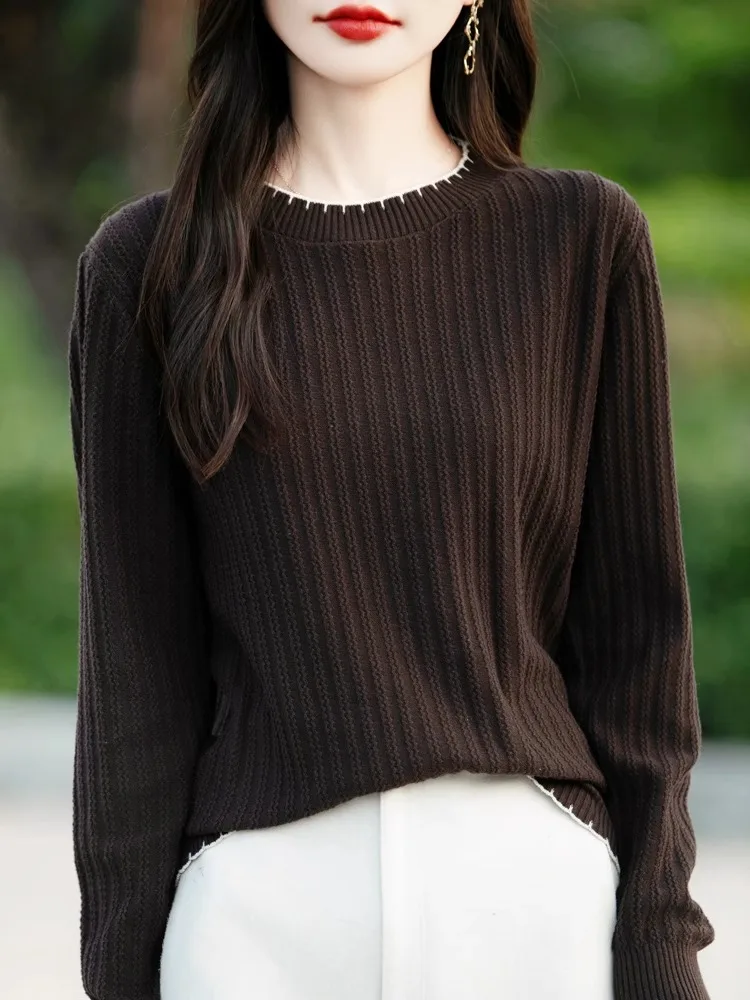 Sweter damski z okrągłym dekoltem, wykończony koronką, bawełniany, jesienno-zimowy, nowy, modny, dzianinowy top do noszenia pod spód.