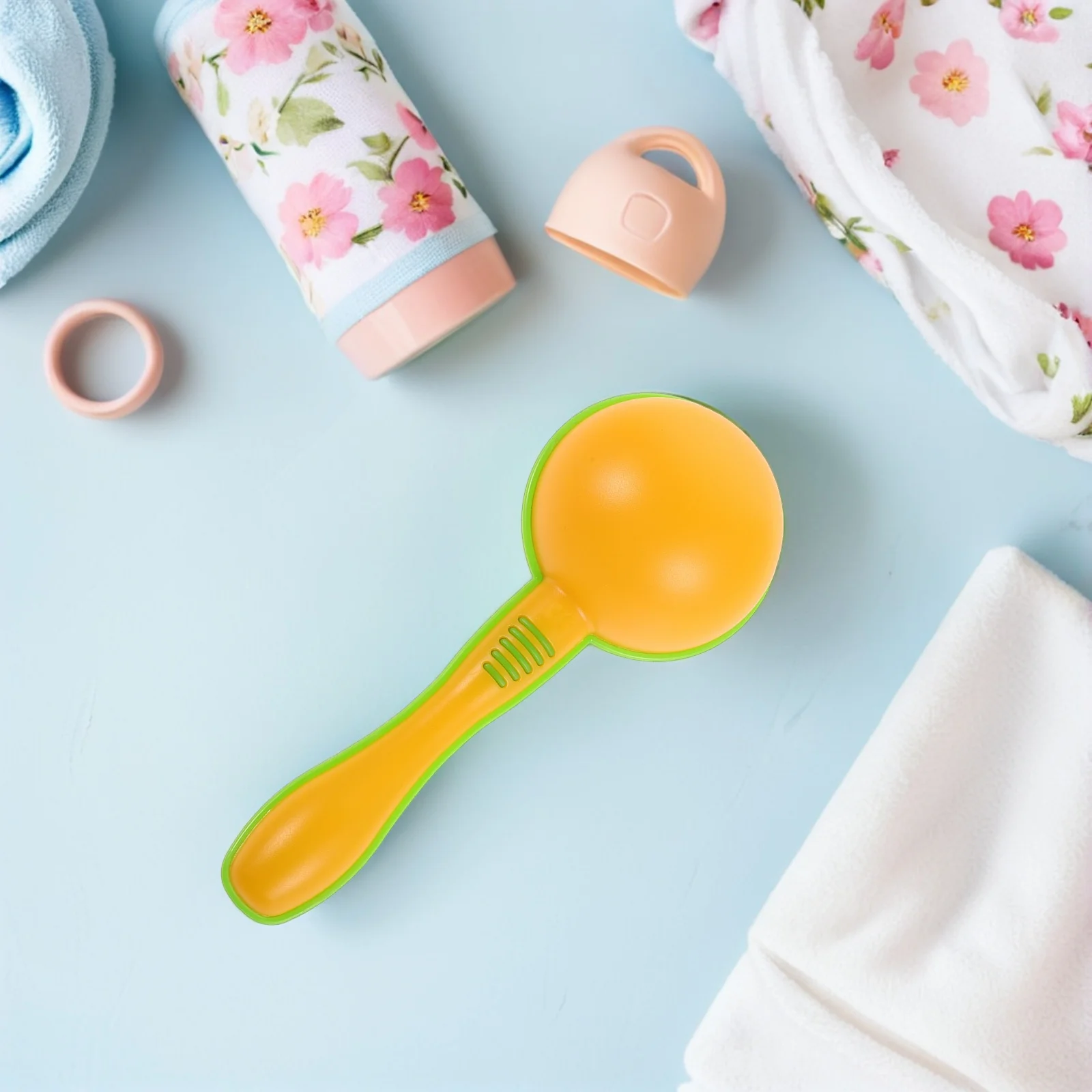 Maracas en plastique pour enfants, hochets pour bébés, bruiteur, Shakers musicaux pour tout-petits, Instruments de Percussion, ensemble de musique inspirés Orff, 4 pièces