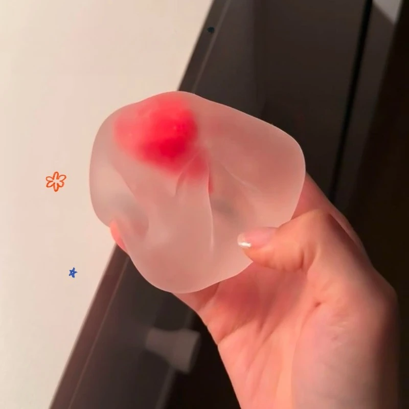 Strawberry Squeeze Toys Relieve Stress and Vent Anger Toys Slow Rebound Stress Relief Toy Relieve Stress for Friends 1pcs