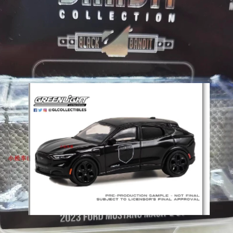 

1:64 Gangster Series 28-2023 Mustang Mach-E GT-Gangster Police Collection Игрушки Маленькие подарки Модель Настенный кулон