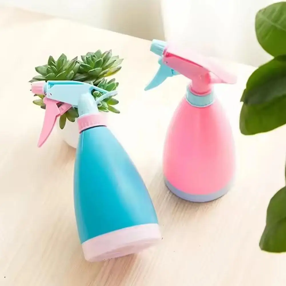 500ml Spray bottle Hand Pressure Plastic watering pot Used for Watering Potted Plants Adjustable nozzle Horticultural Tools