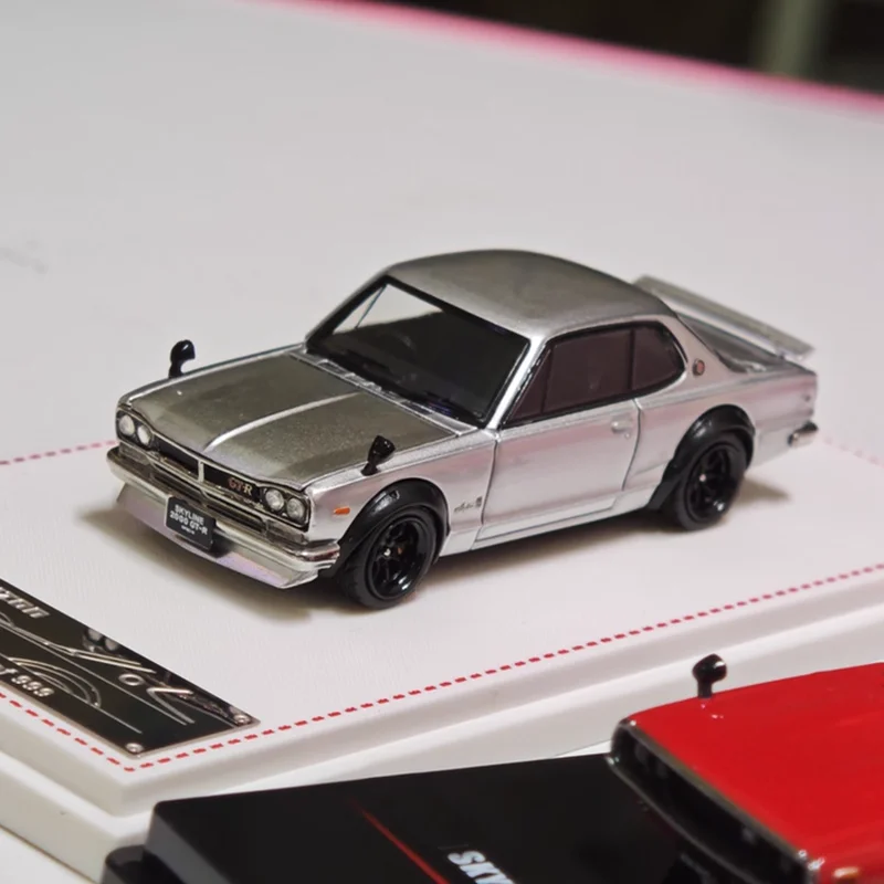 

FH 1:64 Scale 2000GT-R KPGC10 Alloy Simulation Car Model Static Collection Decorated Holiday Gifts Toys Souvenir Gift