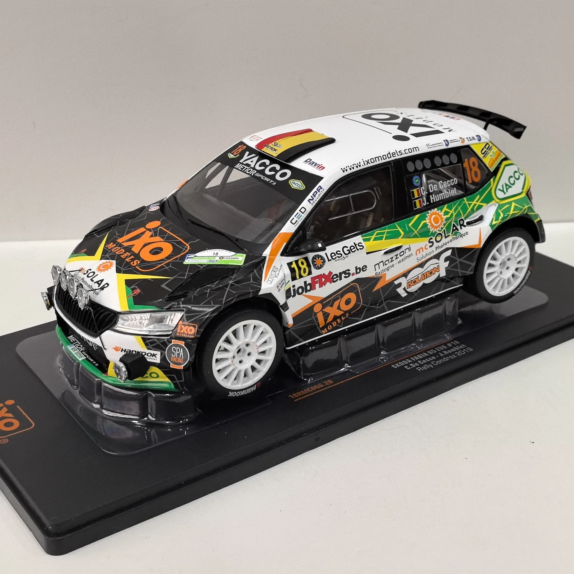 

Литье под давлением IXO масштаб 1/18 SKODA FABIA R5 2019 # 18 Skoda Racing модель автомобиля из сплава, Коллекционная игрушка, подарок, сувенир, витрина, орнамент