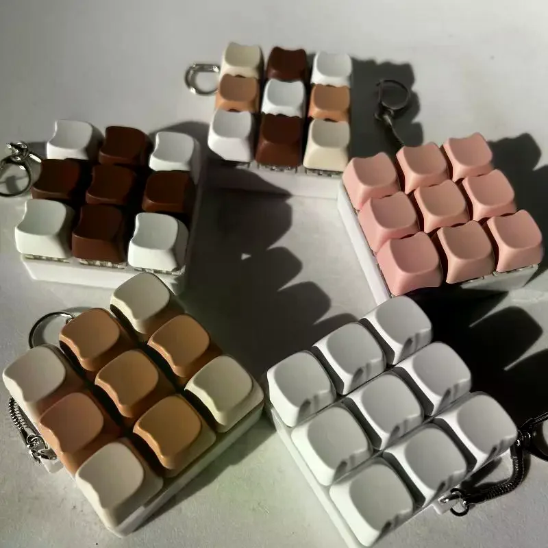 1 Uds. Teclado mecánico descomprime la yema del dedo juguetes llavero novedad juguete de presión lenta suministros de fiesta para adolescentes regalos