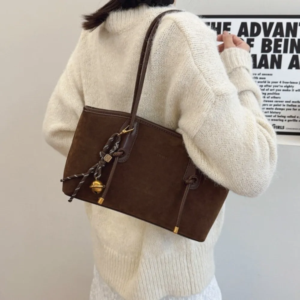 

with Pendants PU Leather Shoulder Bag Hobo Bag Handbag Retro PU Underarm Bag Leisure Fashion Large Capacity Armpit Bag