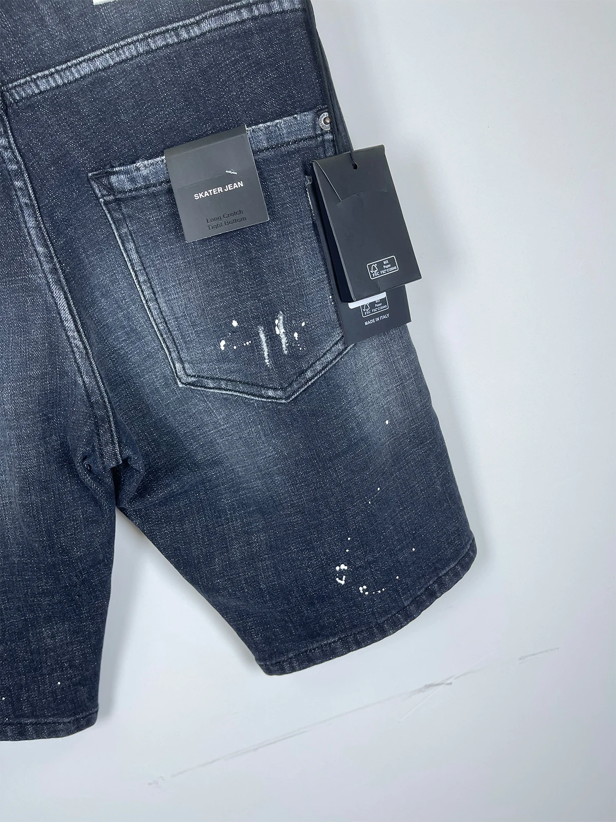 2024 Spring/Summer New D2 Jeans Trendy Men's Black Minimally Versatile Slim Fit Letter Printed Denim Shorts Men
