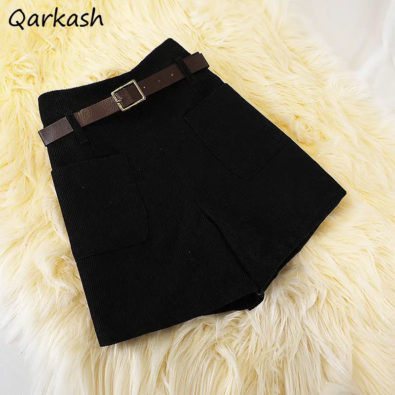 Pockets Vintage Corduroy Shorts Women A-line Casual Fashion Streetwear Soft Preppy Style Loose Wide Leg High Waist Solid Simple