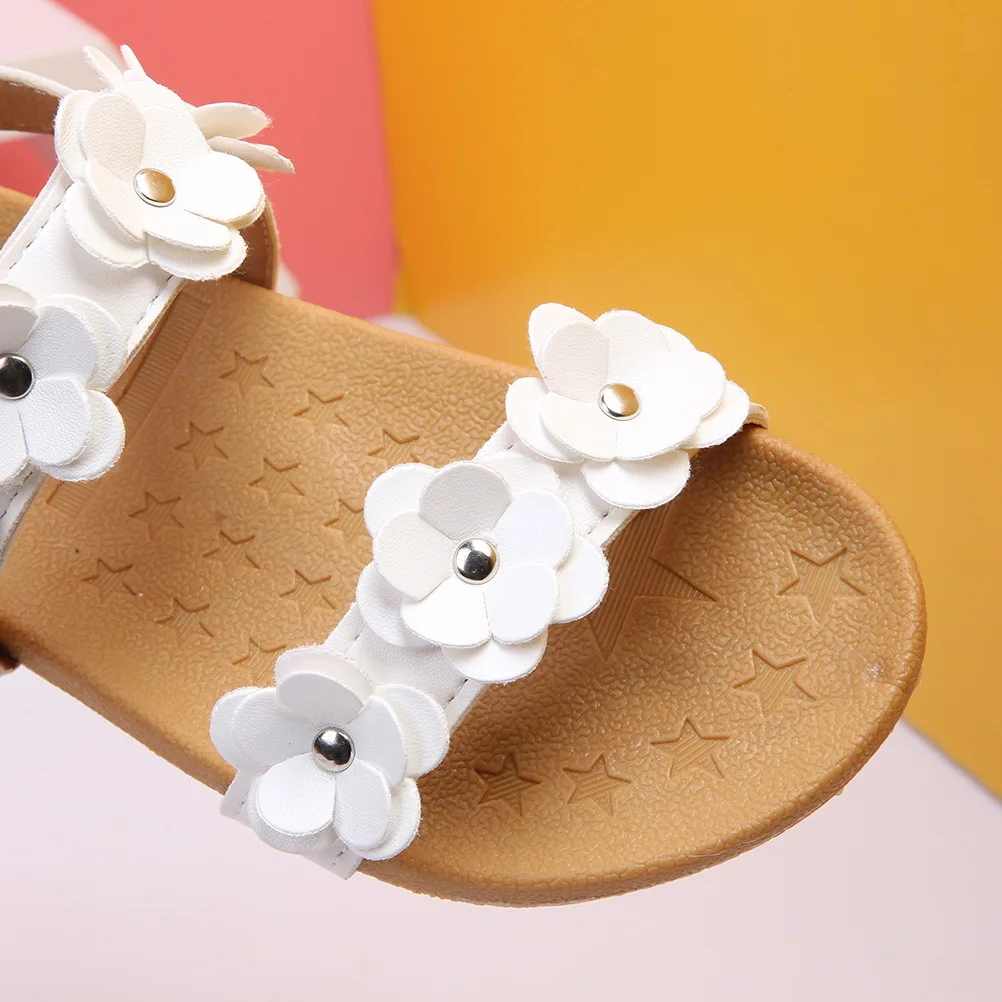 صنادل فتاة الصيف الأبيض 28 حجم داخل طول 17.6 سنتيمتر خفيفة الوزن بولي Cowhide زهرة ديكور المضادة للانزلاق وحيد مدرسة الشاطئ باردة #1