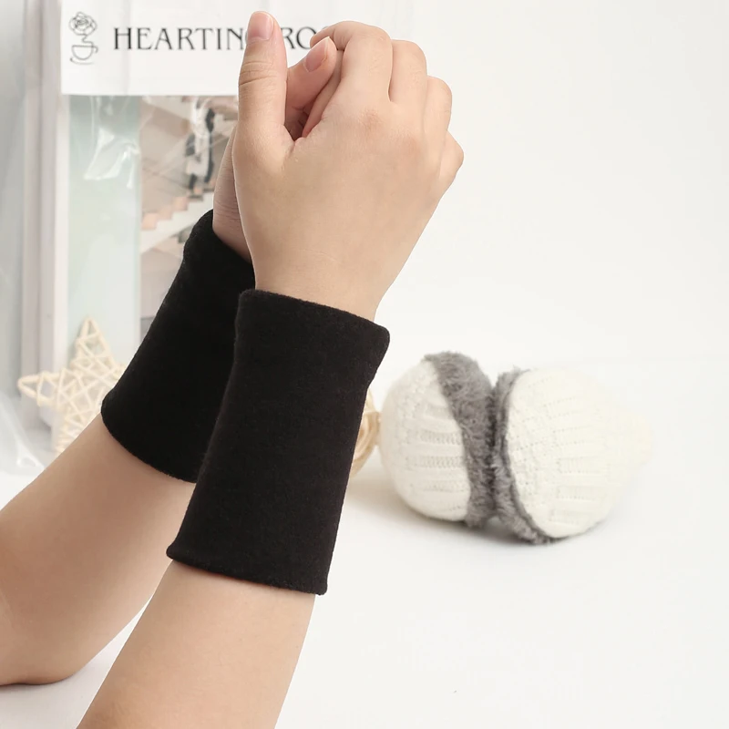 Warm Wrist Guard Thickening Type Sports Sweatproof Band Breathable Wrist Guard Fitness Running Basketball Tennis Training