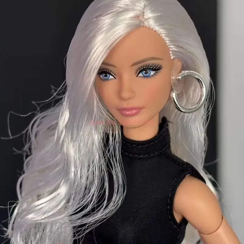 حقيقي 2025 جديد حار باربي فستان أسود صغير مجموعة 25 سنة سلسلة كلاسيكية أنيمي عمل أرقام سحر فتاة مهرجان الهدايا #5