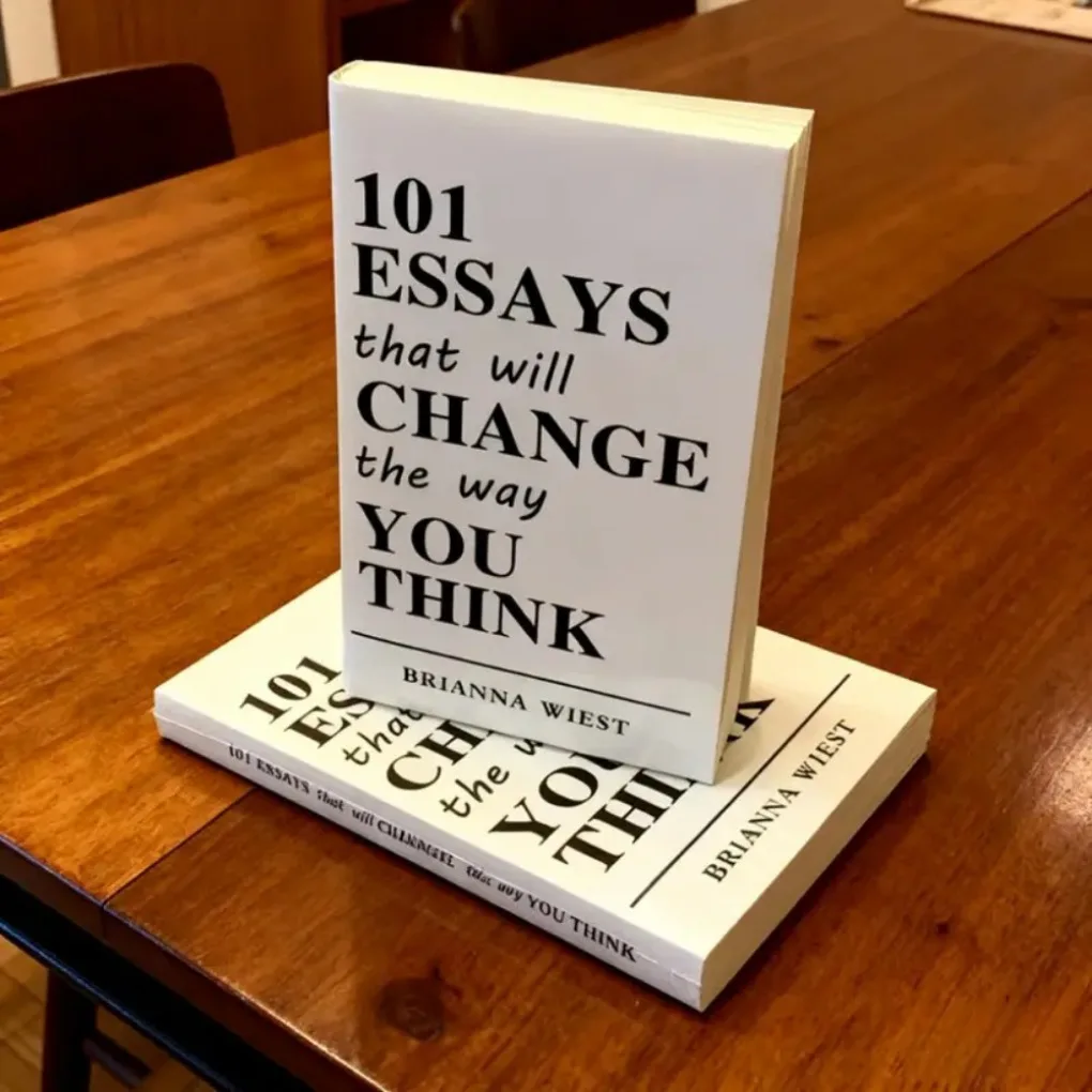 

101. Очерки, которые изменили способ, вы думаете. Английские книги. 101. Очерки, которые изменить способ, вы думаете. Книги на английском языке.