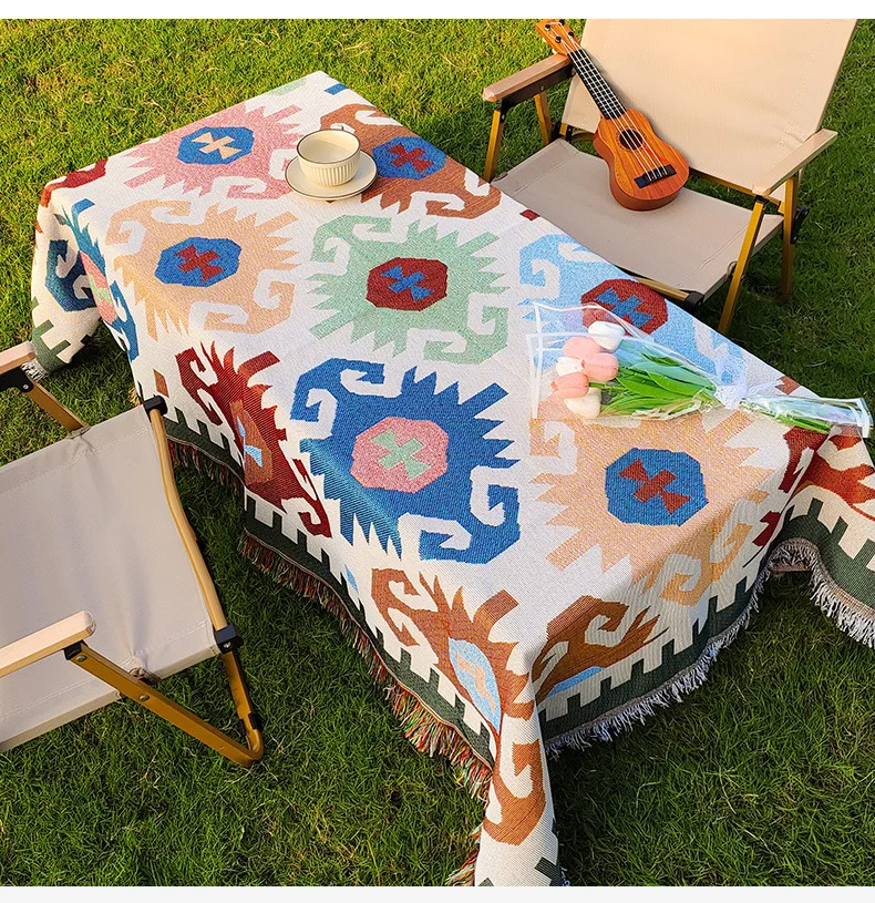 Picnic blanket Bohemian style Double-side Outdoor camping travel picnic mat, leisure mattress sofa cover, tassel linen fabric