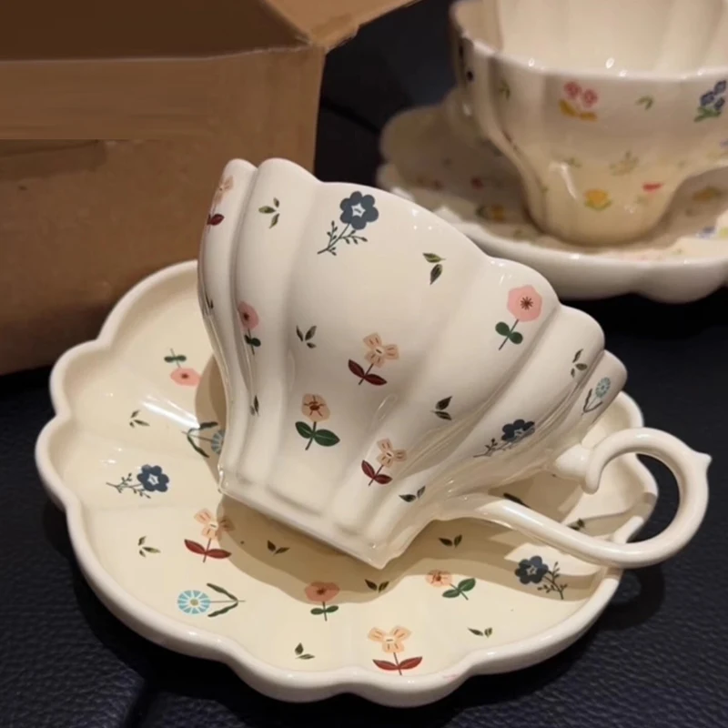 

European Style Retro Ceramic Floral Pattern Coffee Cup Plate Creative Mark Water Cup Home Restaurant Decor English Afternoon Tea