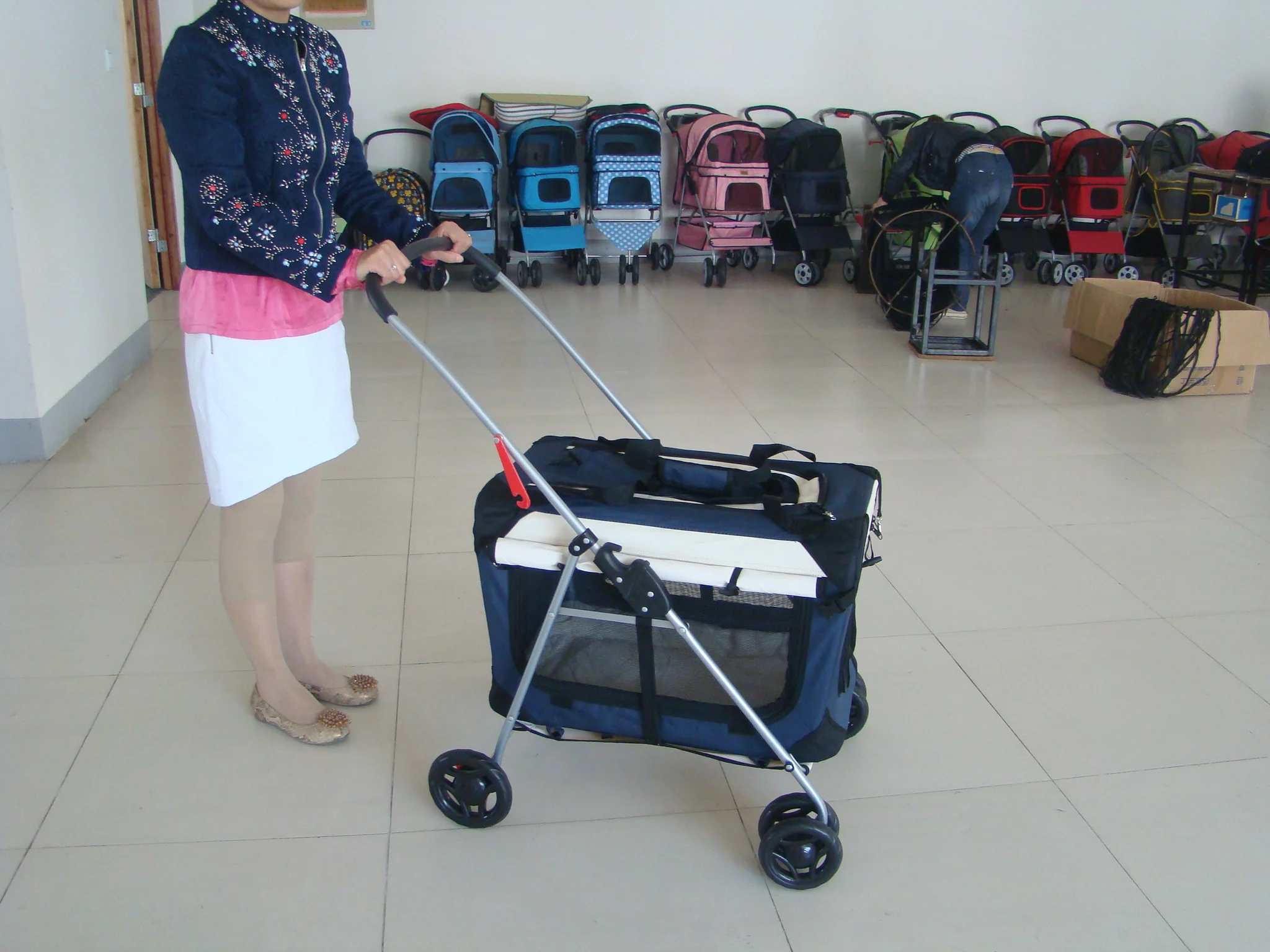 Folding Pet Gear for Middle Size Dog, Foldable Pet Stroller, Go Out Portable Pet Bag, 15kg, 4 Wheel, 2021