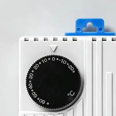 SK3110 Cabinet Temperature Controller 76.5x30x70mm White Plastic With External Sensor Moisture For Proof Intelligent Regulator