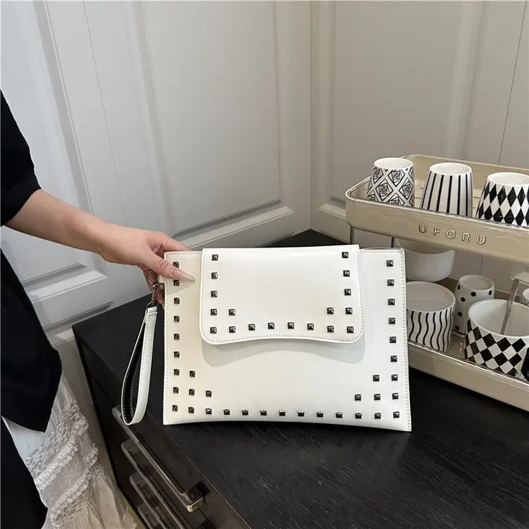 

2026 Spring Summer New Arrival Women's Crossbody Bag Minimalist Niche Light Luxury Bucket Shoulder Handbag