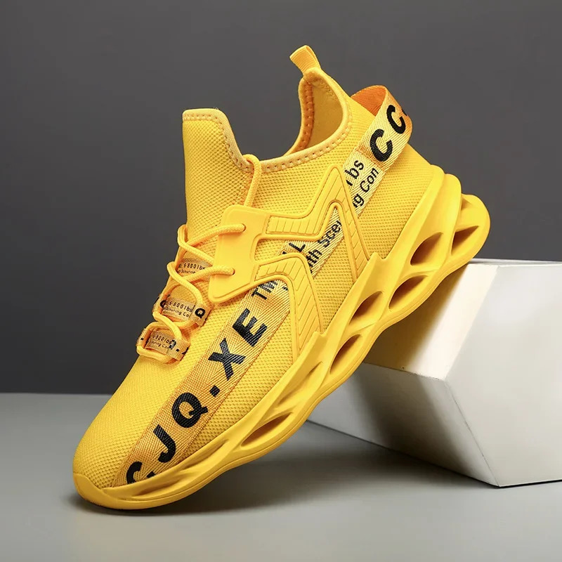 2024 أحذية رجالية أحذية ركض شبكية قابلة للتنفس سهلة الارتداء أحذية رياضية للمشي للرجال أحذية رياضية للتنس