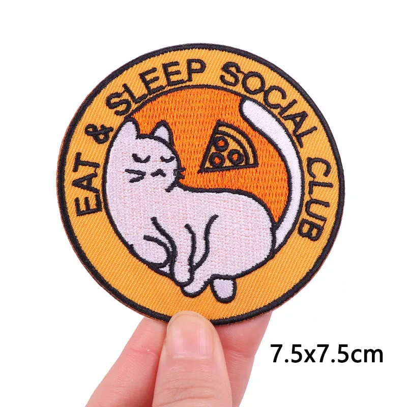 Cartoon Cat Patches On Clothes Hippie Badges Stripe Cute Cat Embroidery Patch DIY Iron On Patches For Clothing Stickers Applique