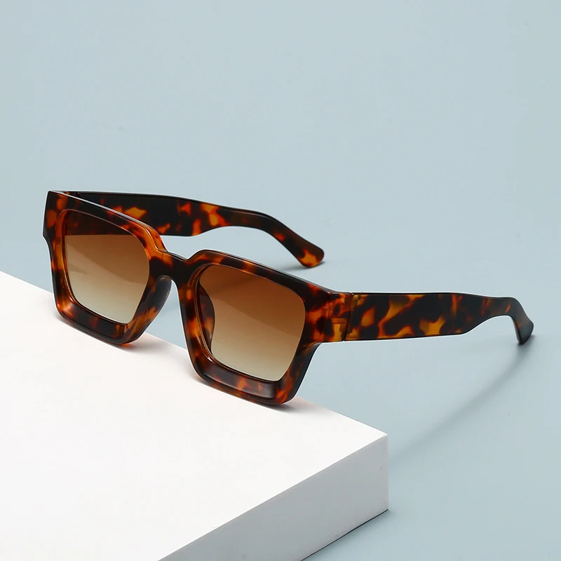 

2025 popular simple European and American thick frame sunglasses, new trendy box personality large frame sunglasses