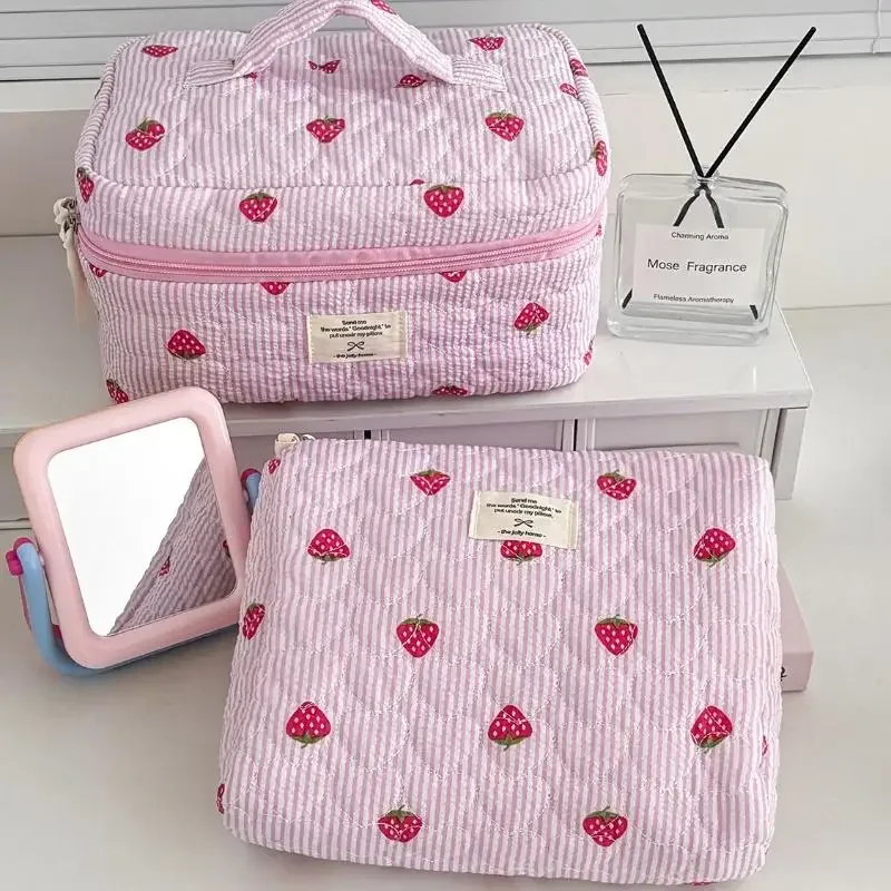 Women Pink Blue Strawberry Cosmetic Bag Portable Travel Organizer Toiletry Makeup Storage Pouch Handbag Ladies Zipper Bag