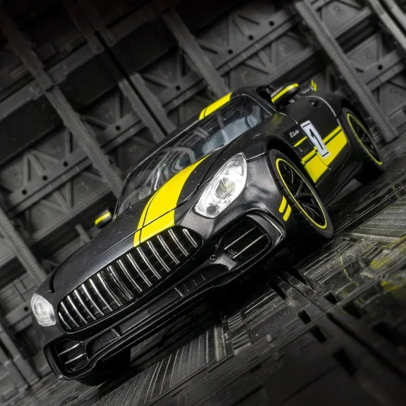 Para novo modelo 1:24 mercedes benz gt liga modelo de carro ornamento coleção portas e capô do motor tronco pode ser aberto brinquedos para meninos