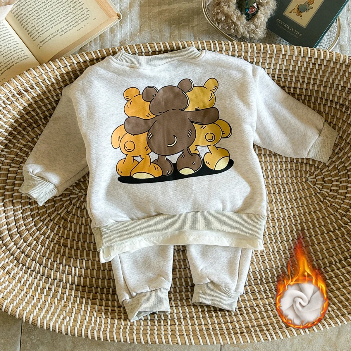 tenues-d'hiver-pour-bebes-garcons-et-filles-ensembles-en-velours-avec-imprime-de-petit-ours-de-dessin-anime-hauts-a-manches-longues-en-coton-pantalons-vetements-pour-bebes-et-enfants