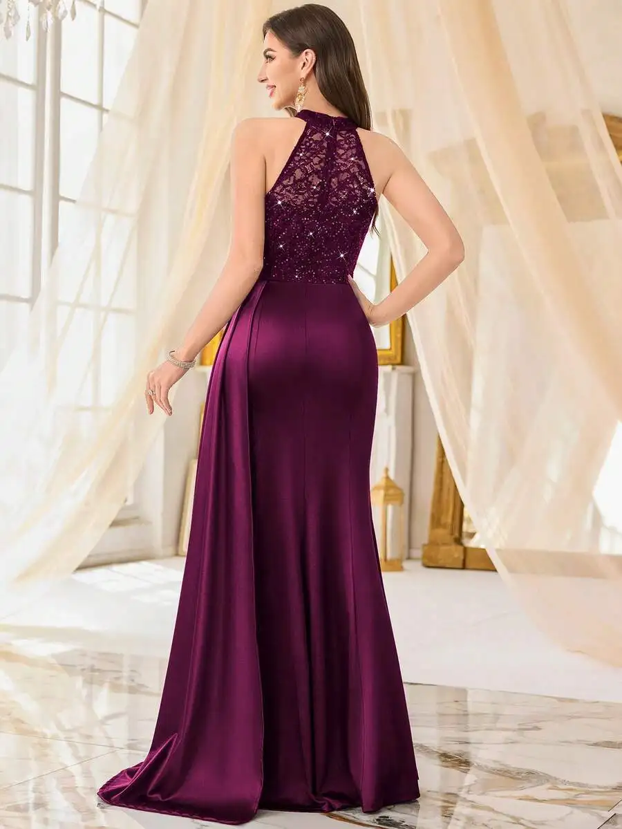 Vestido Maxi Roxo de Cetim com Decote Halter, Renda e Lantejoulas com Fenda Lateral