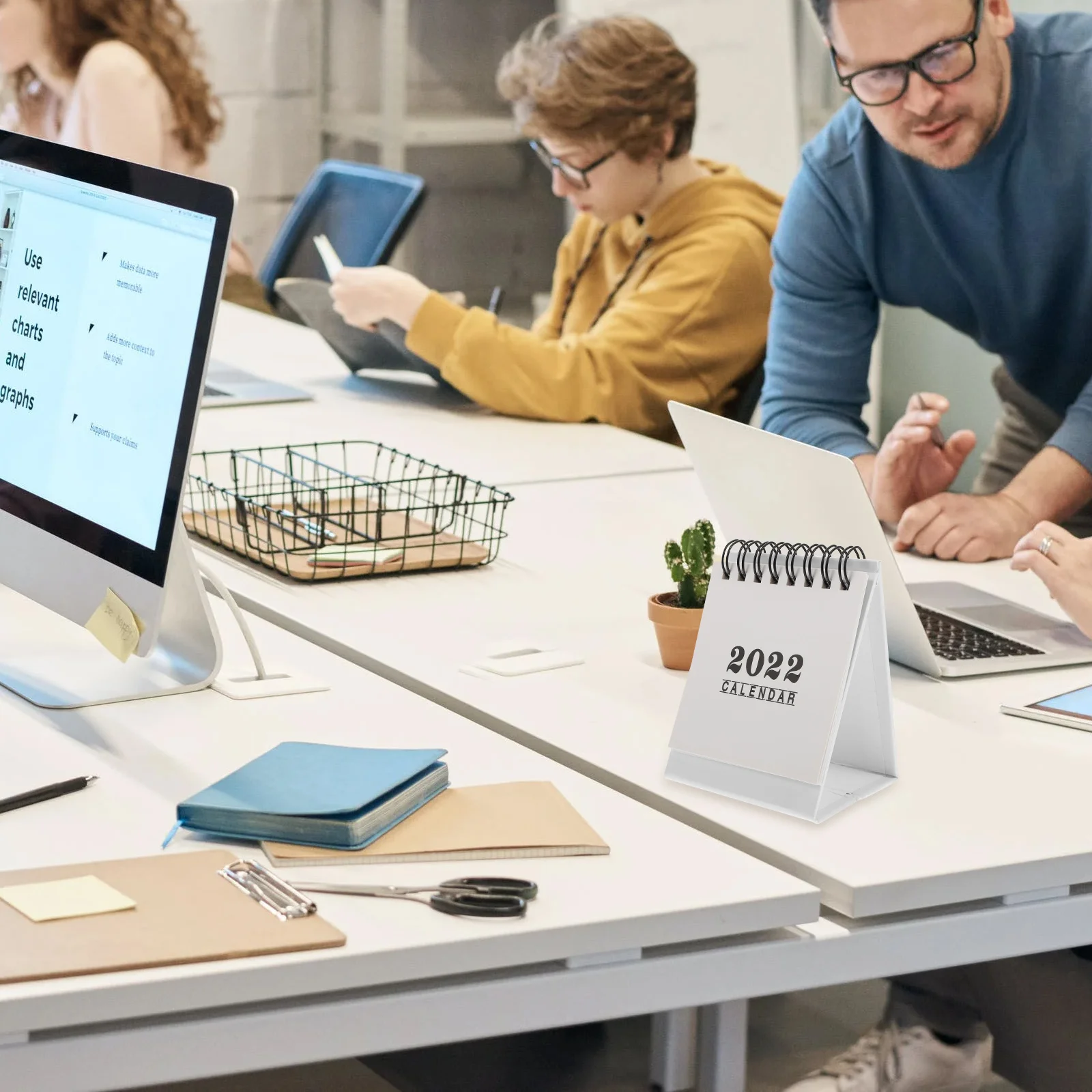 

1Pc 2022 Desk Calendar Family Brain Extension Organizational Masterpiece Exquisite Design Sturdy Binding for Office Home Use