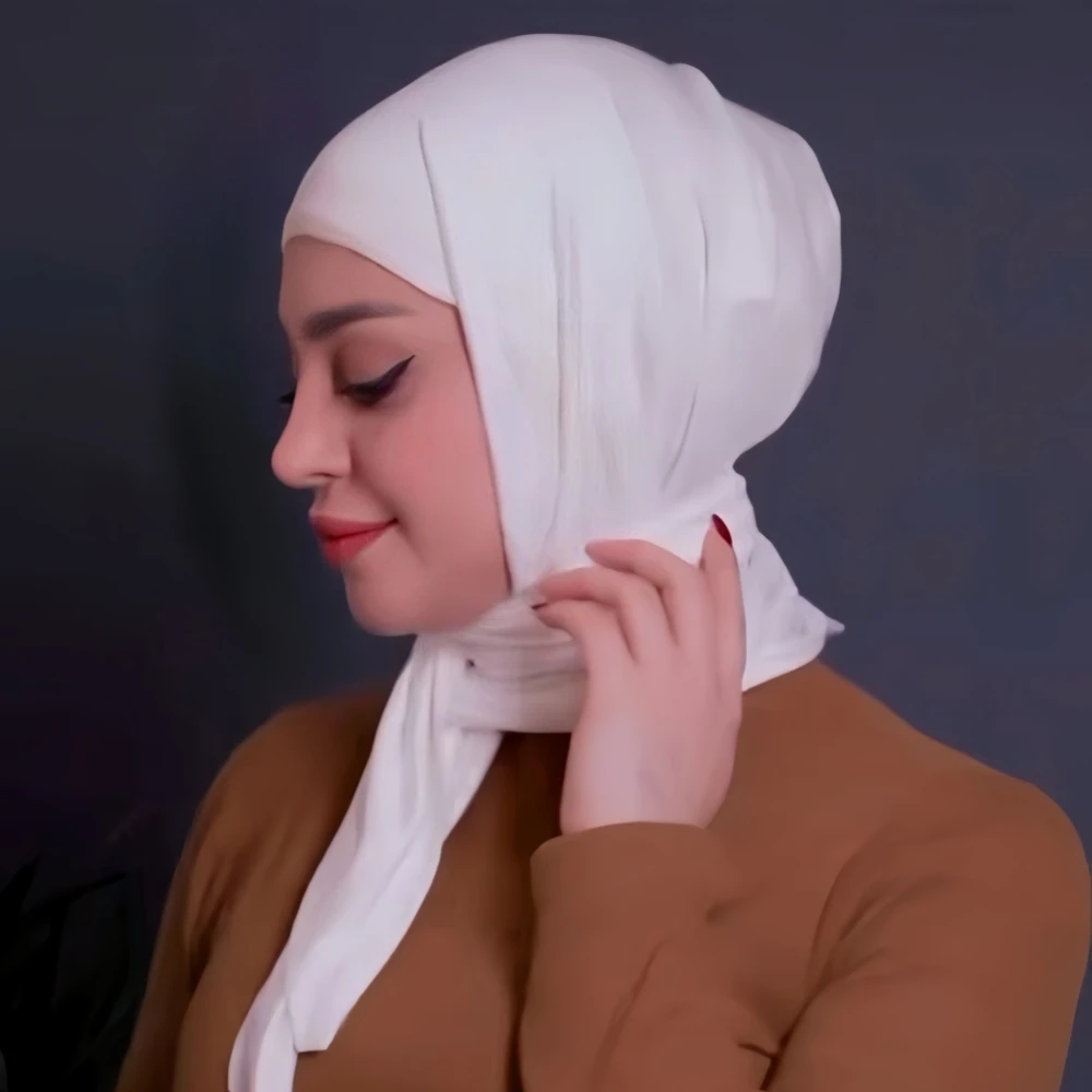 2024 Nuovo Colore Solido Morbido Modale Triangolo Sciarpa Hijab Elastico Mercerizzato In Cotone Wrap per la Donna Musulmana Vendita Calda Foulard