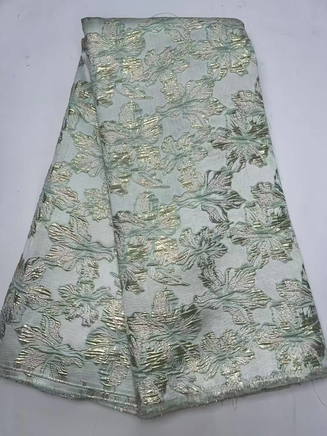 شعبية تصميم الأفريقي الجاكار أقمشة الدانتيل مذهب الدانتيل الفرنسي النسيج النيجيري الديباج أقمشة الدانتيل لفستان حفل الزفاف