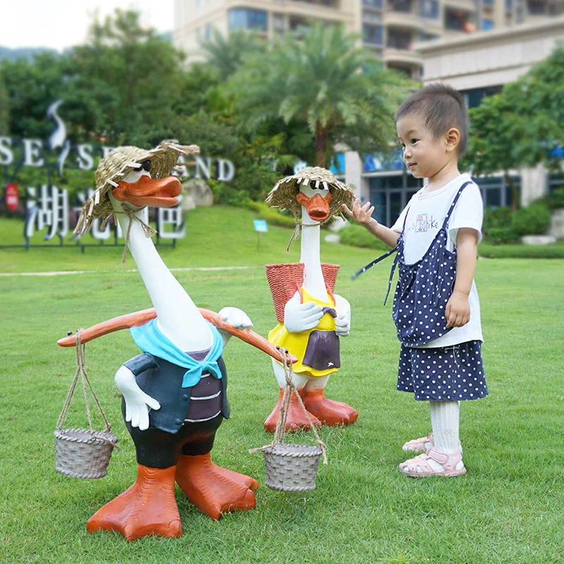 Garden Duck Decoration Statue Outdoor Animal Sculpture for Yard and Kindergarten Lawn Ornament Art Creative Landscape Figurine