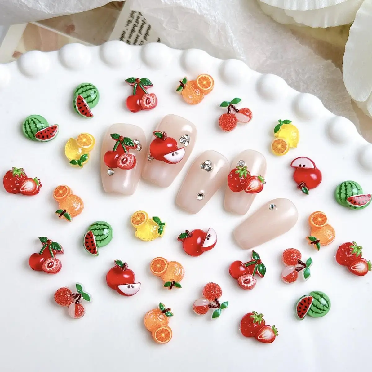 Zufällig gemischte Simulation Mini Obst Serie Nail Art Dekoration 3D Harz Kawaii Zitrone Kirsche Apfel Nagel Charms für DIY Handwerk