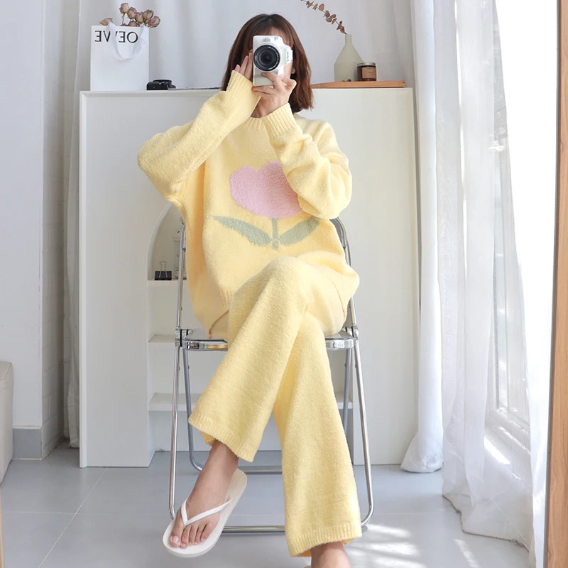 Pajamas Women\'s Autumn and Winter Tulip Home Clothes Coral Fleece Thickened Outwear Suit