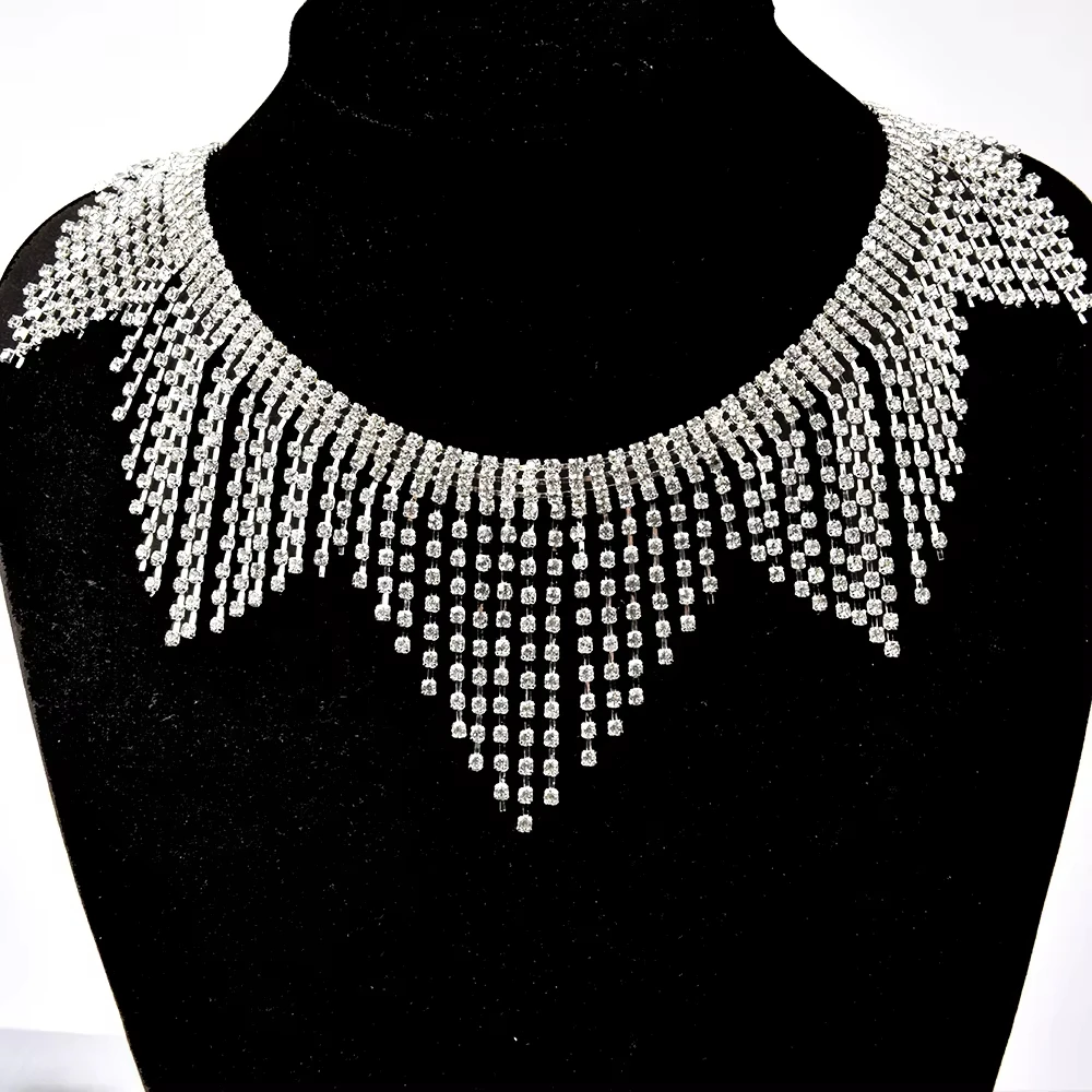 

Sparkling Rhinestone Tassel Chain Triangular Tassel Trim Crystal Appliqué For Clothing, Bridal Sash/Belt & Anklet Decoration