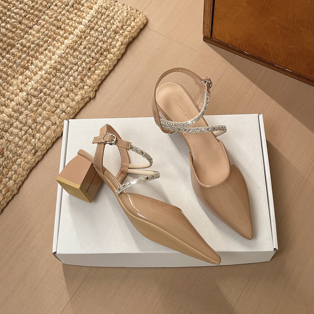 Silver Headwrap Sandals for Women 2026 New French Style Pointed Toe Backless Slim High Heels for Women - view 5