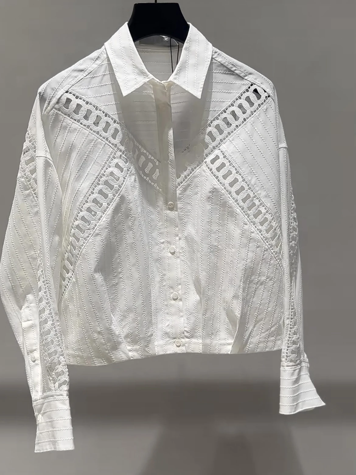 

Elegant Long Sleeve Embroidered Hollow out Texture Sensation White Shirt Women's Comfortable Breathable Cotton Spring Summer