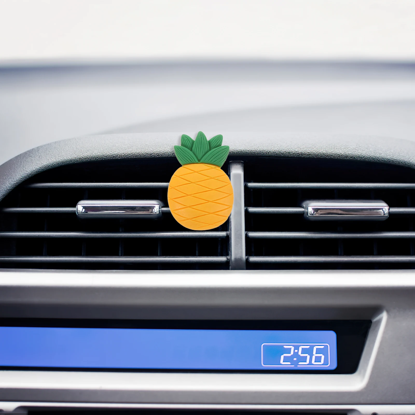 

2pcs Air Vent Clips 3D Realistic Food Design Aesthetic Car Accessories Air Freshener Vent Clips Cute Car Decorations
