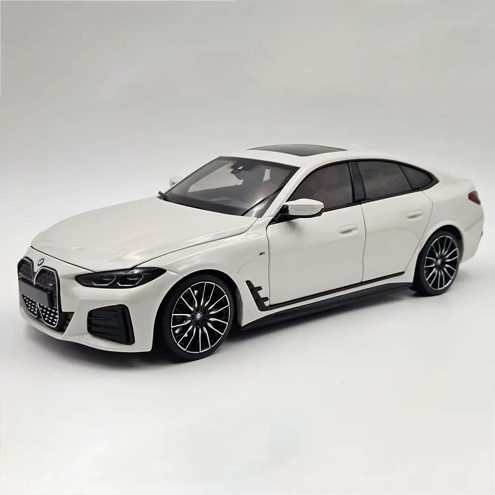 Bmw I4 M50 2022 1:18 Scale Limited Edition Die-cast Static Luxury