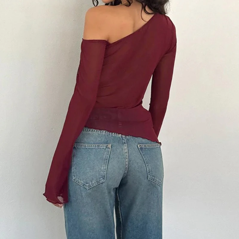 تي شيرت شبكي أنيق قابل للطي للنساء بلون سادة ورقبة مائلة وأكمام طويلة تي شيرت صيفي وخريفي ملابس الشارع