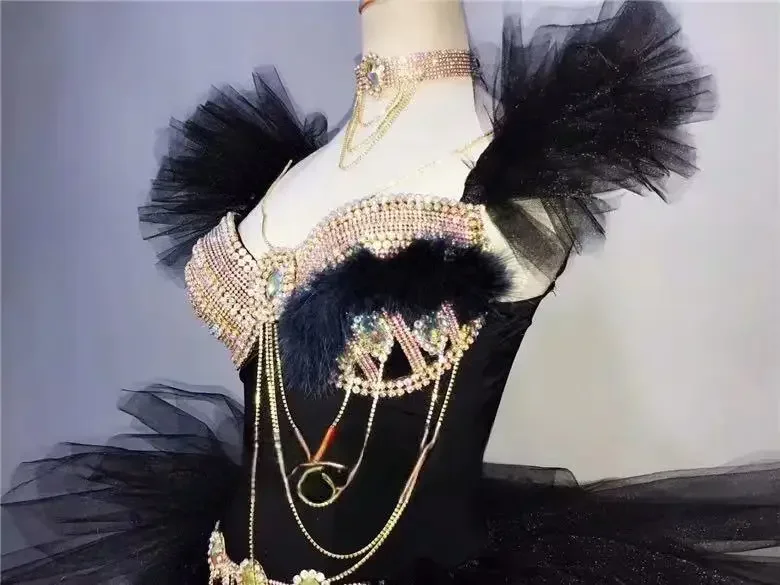 Body de lujo con cadena de diamantes de imitación dorados para mujer, traje Sexy para Bar, club nocturno, cantante, baile, escenario, fiesta, Rave, cumpleaños, graduación