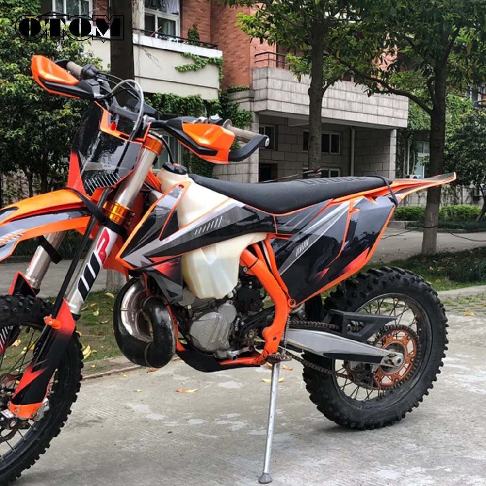 OTOM 2019 motosiklet KTM EXC için çizgili yumuşak kavrama tutucu yumuşak koltuk örtüsü kauçuk EXCF SX SXF XC EXC XCF 125 250 300 350 450